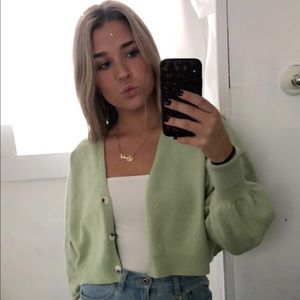 Meet your Posher, Avery